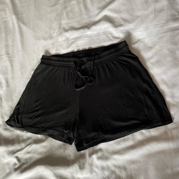 Gilligan & O’Malley Women's Black Casual Shorts size S - Picture 1 of 5